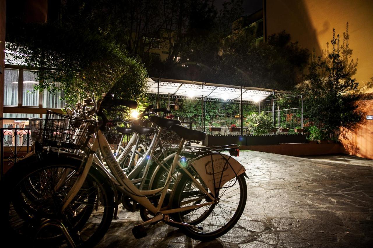 Astoria Suite Apartments Bolonya Dış mekan fotoğraf