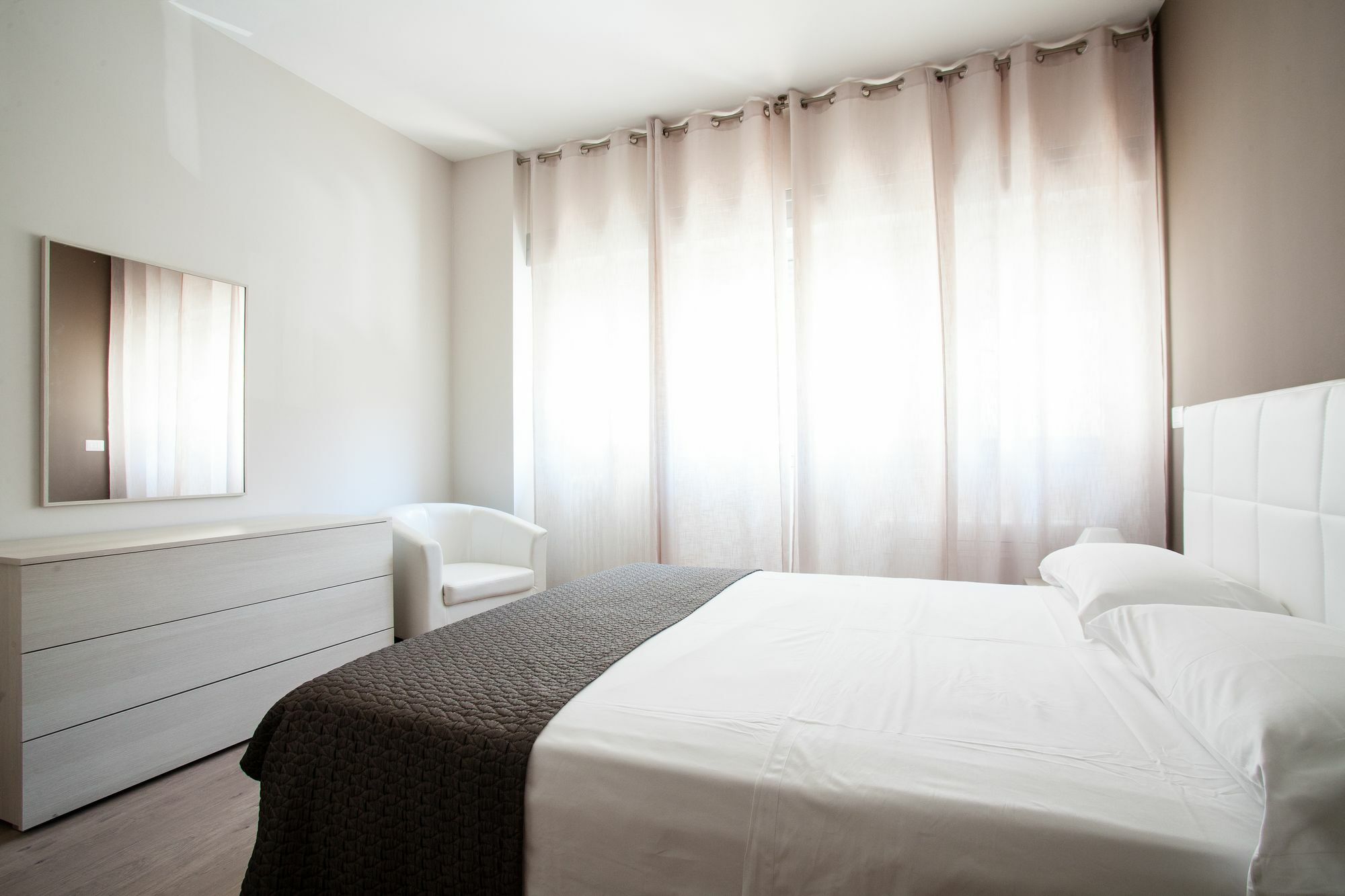 Astoria Suite Apartments Bolonya Dış mekan fotoğraf